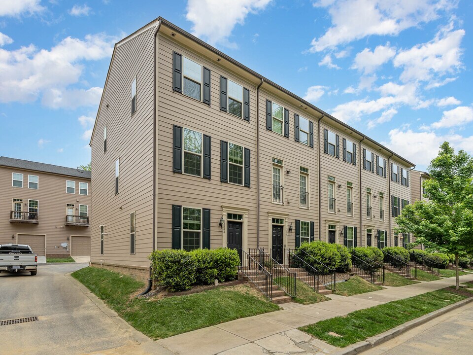 13844 Winmau Ln in Huntersville, NC - Building Photo
