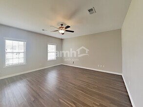 913 Beverly Ct in Spring Hill, TN - Building Photo - Building Photo