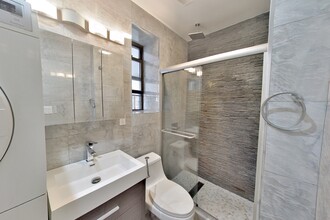 328 East 78th Street in New York, NY - Building Photo - Building Photo