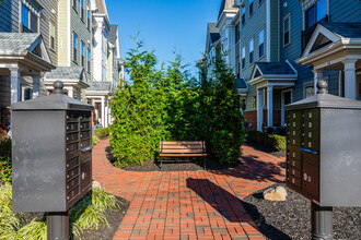 Station Square at Fanwood Townhomes in Fanwood, NJ - Building Photo - Building Photo