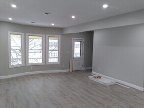 14 W Erie St in Albany, NY - Building Photo - Building Photo