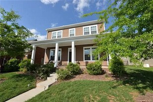 109 Grayfox Dr in Mooresville, NC - Building Photo