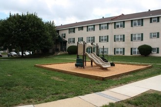Harbor Club Apartments in Newark, DE - Foto de edificio - Building Photo