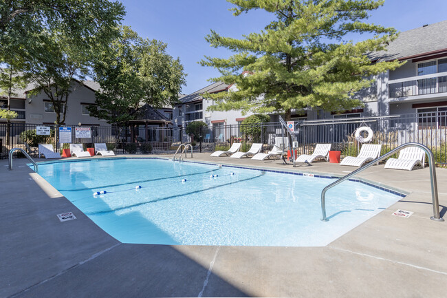 Flats at Miracle Hills