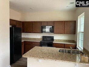 221 Bluewing Dr in Columbia, SC - Building Photo - Building Photo