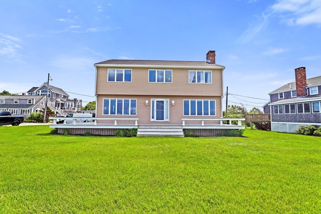 21 Seaside Rd in Scituate, MA - Foto de edificio