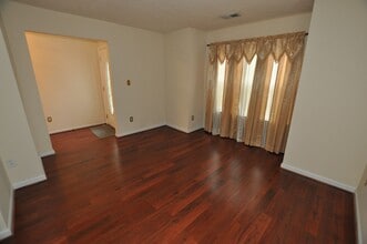 258 Bradmere Loop in Newport News, VA - Building Photo - Building Photo