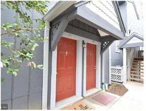 35 Windbrooke Cir in Gaithersburg, MD - Building Photo - Building Photo