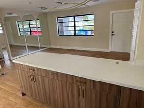 750 S 61st Terrace in Hollywood, FL - Building Photo - Building Photo