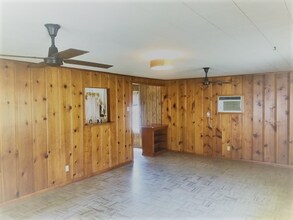 231 Wilcox Ave in San Antonio, TX - Building Photo - Building Photo