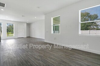 1649 Lake Dr in Casselberry, FL - Building Photo - Building Photo