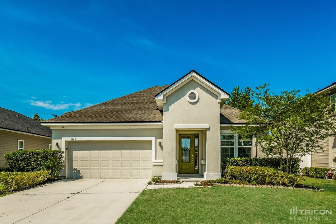 1022 Wetland Ridge Cir in Middleburg, FL - Building Photo