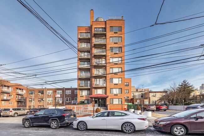 8714 57th Rd in Elmhurst, NY - Building Photo - Building Photo