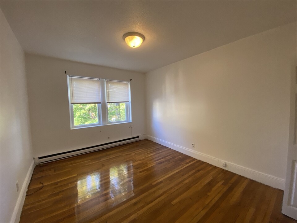 451 Norfolk St in Boston, MA - Building Photo