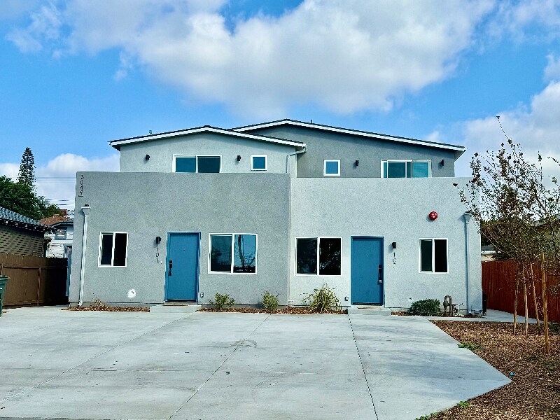 3042-3044 J St in San Diego, CA - Building Photo