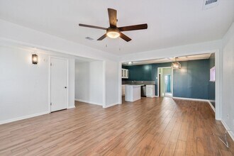 1301 E 2nd St in Del Rio, TX - Building Photo - Building Photo