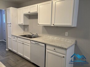 1733 Wilson St in San Angelo, TX - Foto de edificio - Building Photo