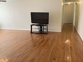 577 Virginia Ave in Suwanee, GA - Building Photo - Building Photo