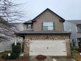 5867 San Gabriel Ln in Atlanta, GA - Building Photo