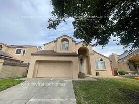 1288 Mayfield Cir in Suisun City, CA - Building Photo