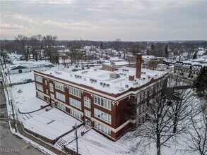 25 E Spaulding St in Kirtland, OH - Building Photo - Building Photo