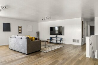 309 Evening Grosbeak Dr, Unit SI ID1492677P in Pflugerville, TX - Foto de edificio - Building Photo