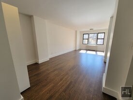 EAST 63 STREET, Unit 4N in New York, NY - Building Photo