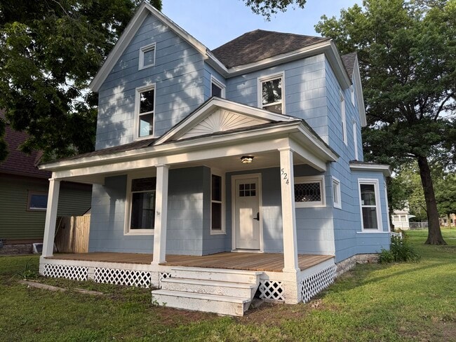 property at 524 S Evergreen Ave