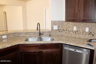 853 Blue Park Ave in Santa Teresa, NM - Building Photo - Building Photo