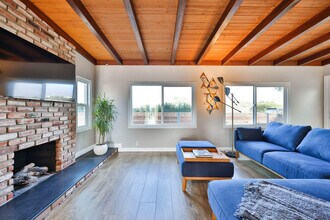 6421 Carthage St, Unit ID1382147P in San Diego, CA - Foto de edificio - Building Photo