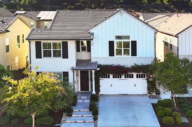 4132 Pompia Wy in Corona, CA - Building Photo - Building Photo