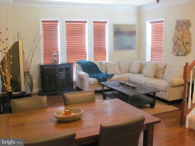 property at 20631 Sibbald Square