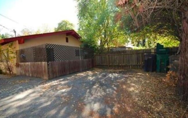 6601 Santa Lucia Rd in Atascadero, CA - Building Photo - Building Photo