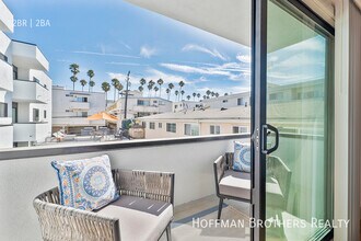 821 3rd St, Unit 308 in Santa Monica, CA - Building Photo - Building Photo