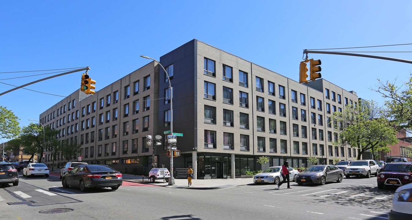267 Rogers Ave in Brooklyn, NY - Foto de edificio