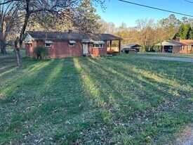 255 Victoria St in Salisbury, NC - Building Photo