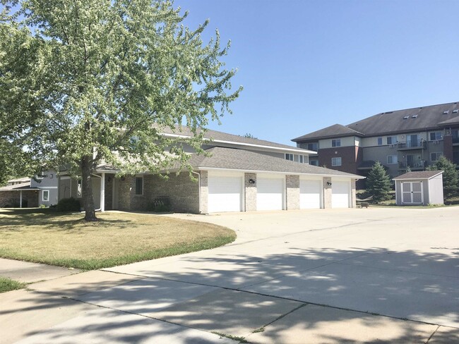 property at 263 Meadowside Dr