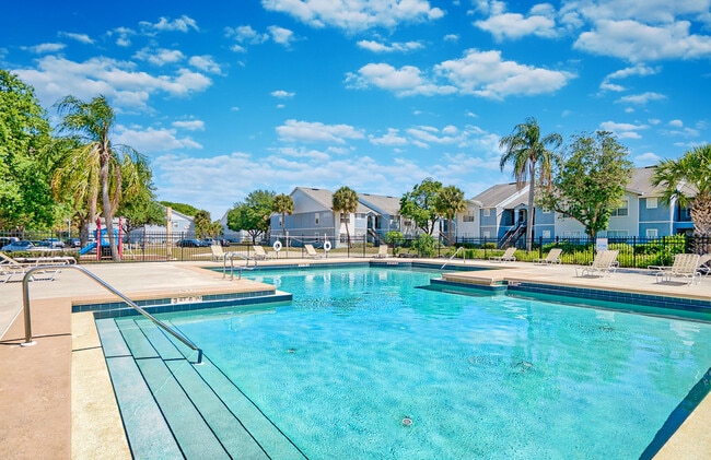 Sands at St Lucie in Fort Pierce, FL - Building Photo - Building Photo