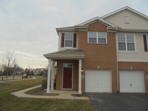 4234 Savoy Ln in McHenry, IL - Building Photo - Building Photo