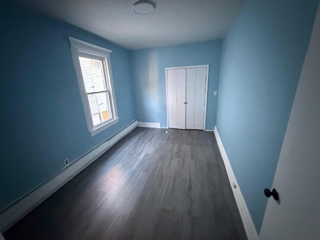 106 N Munn Ave in Newark, NJ - Foto de edificio - Building Photo