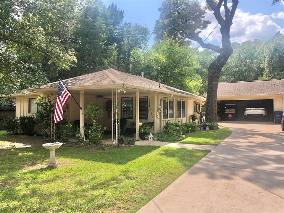 30507 Quinn Rd in Tomball, TX - Building Photo