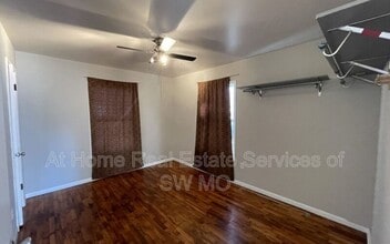 2125 W Nichols St in Springfield, MO - Building Photo - Building Photo