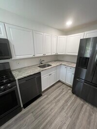 4707 Chatford Ave photo'