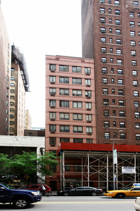 141 E 23rd St in New York, NY - Building Photo