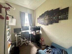 19 Speridakis Ter in Cambridge, MA - Building Photo - Building Photo