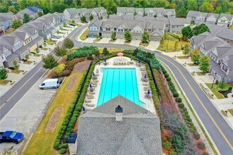 3385 Castleberry Village Cir in Cumming, GA - Building Photo - Building Photo