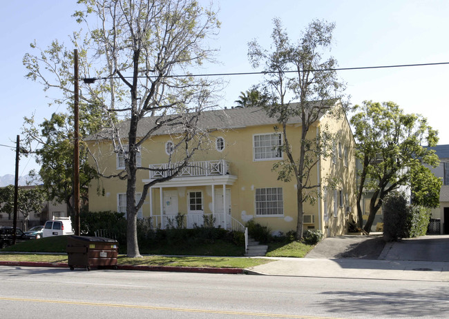 200 S Chevy Chase Dr in Glendale, CA - Foto de edificio - Building Photo