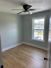 228 Palm Island Dr in Thomasville, GA - Foto de edificio - Building Photo