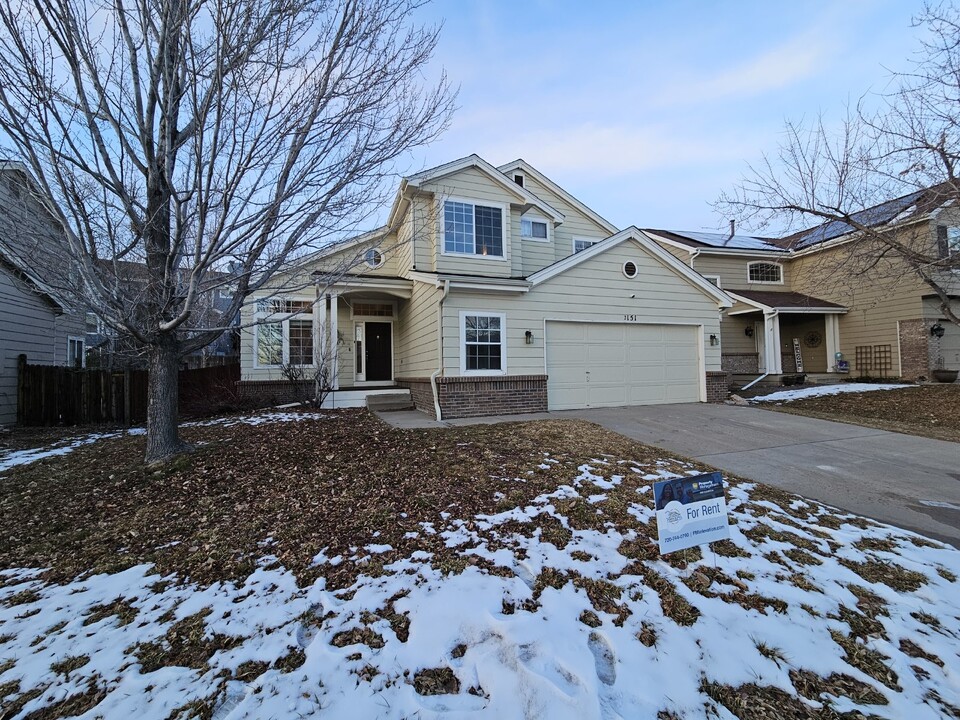 2151 Vineyard Dr in Castle Rock, CO - Building Photo