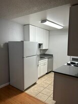 1350 Golden Cir, Unit 1350 Golden Ridge #101 in Golden, CO - Building Photo